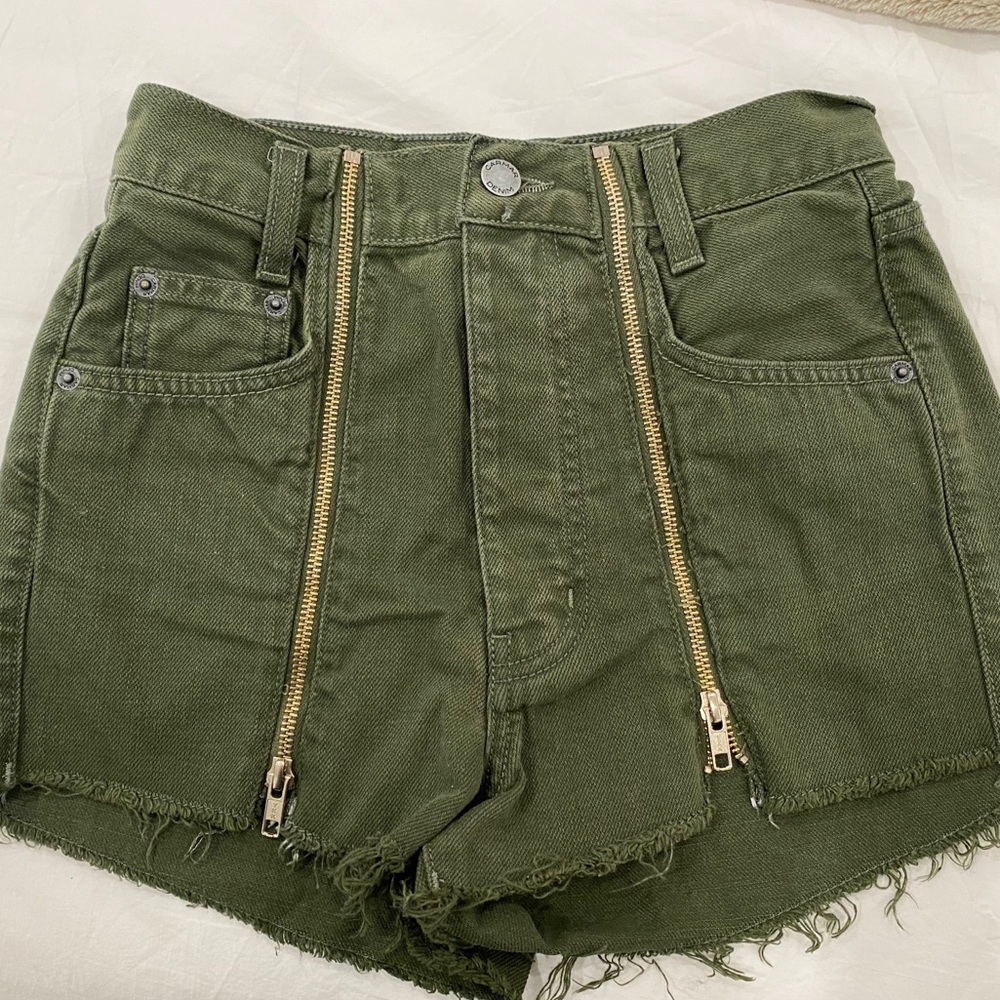 LF Carmar green shorts
